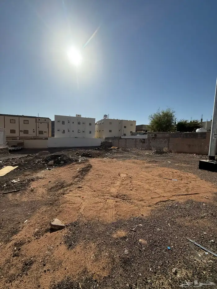 للبيع ارض في حي الربوة (الزهرة) م580 ثلاث واجهات 15