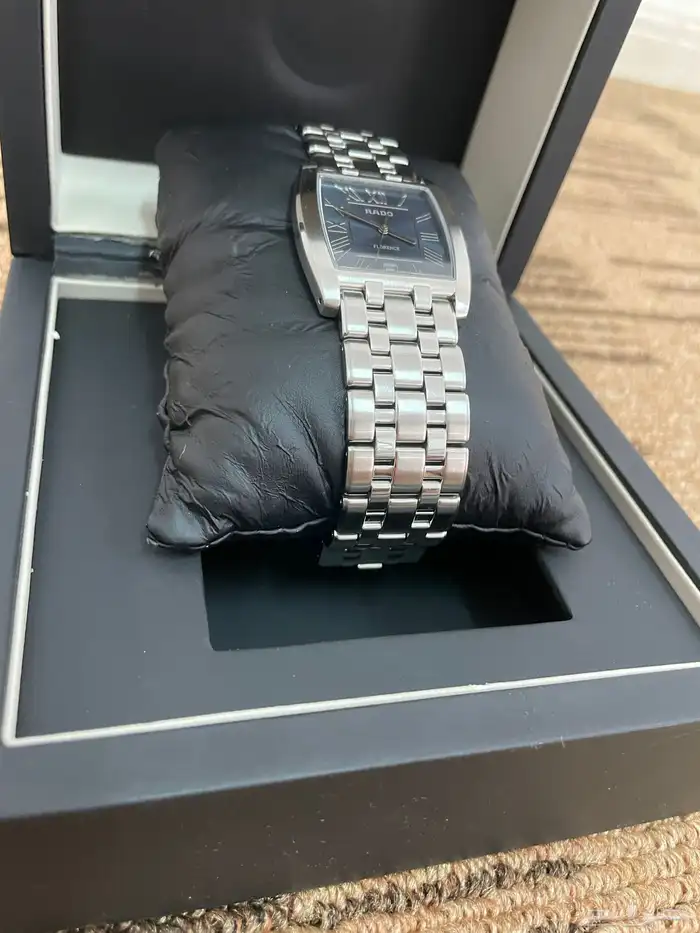 ساعة رادو فلورنس مربع رجالي اخت الجديده 10