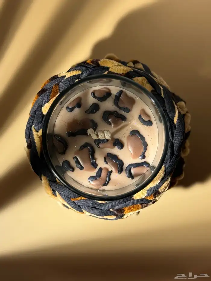 شمعة مصبوبة يدوي ا 0