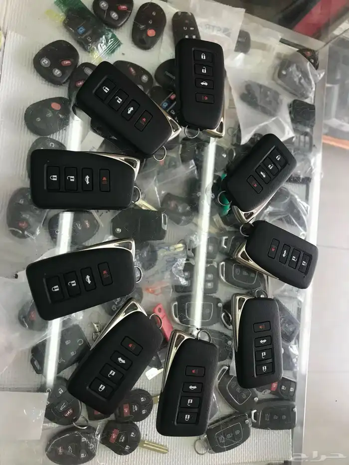 محل مفاتيح جده الصفا الأربعين برمجة مفتاح ريموت بصمه 13
