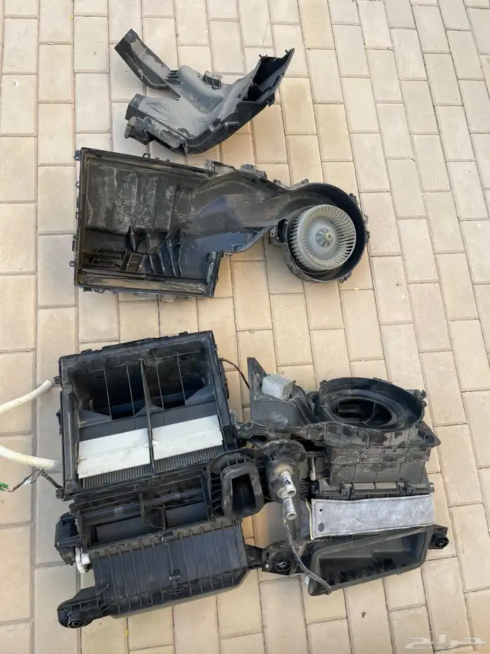 جرم ثلاجة فورد ايدج الاصليه 2013 1