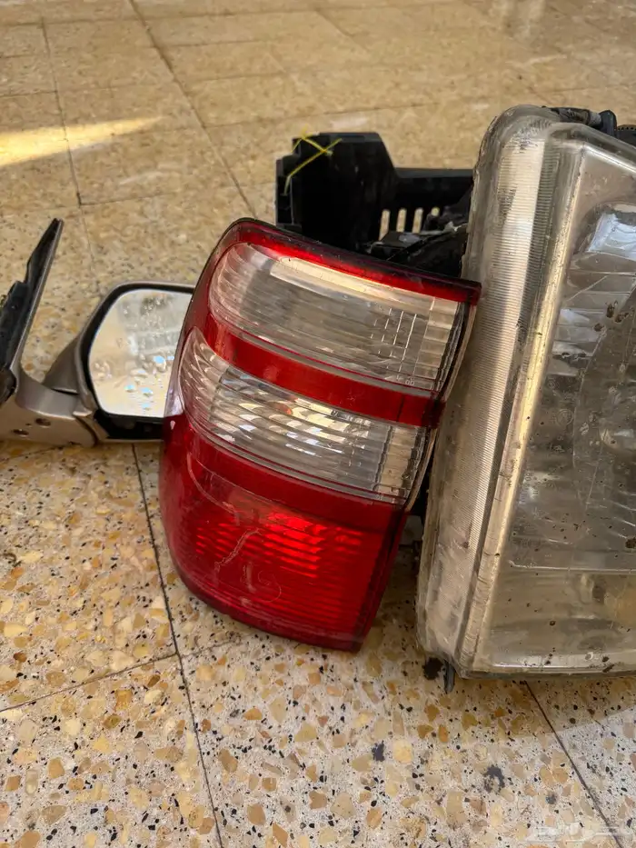 شمعات وانوار في اكس او 2005 3