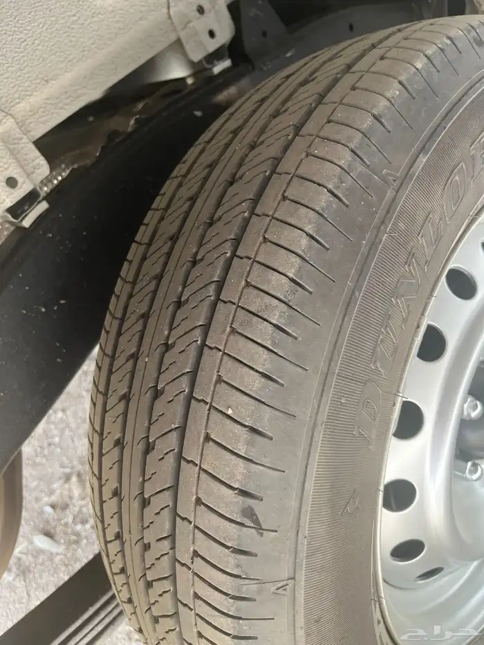 للبيع جنوط هايلكس اصليه 2