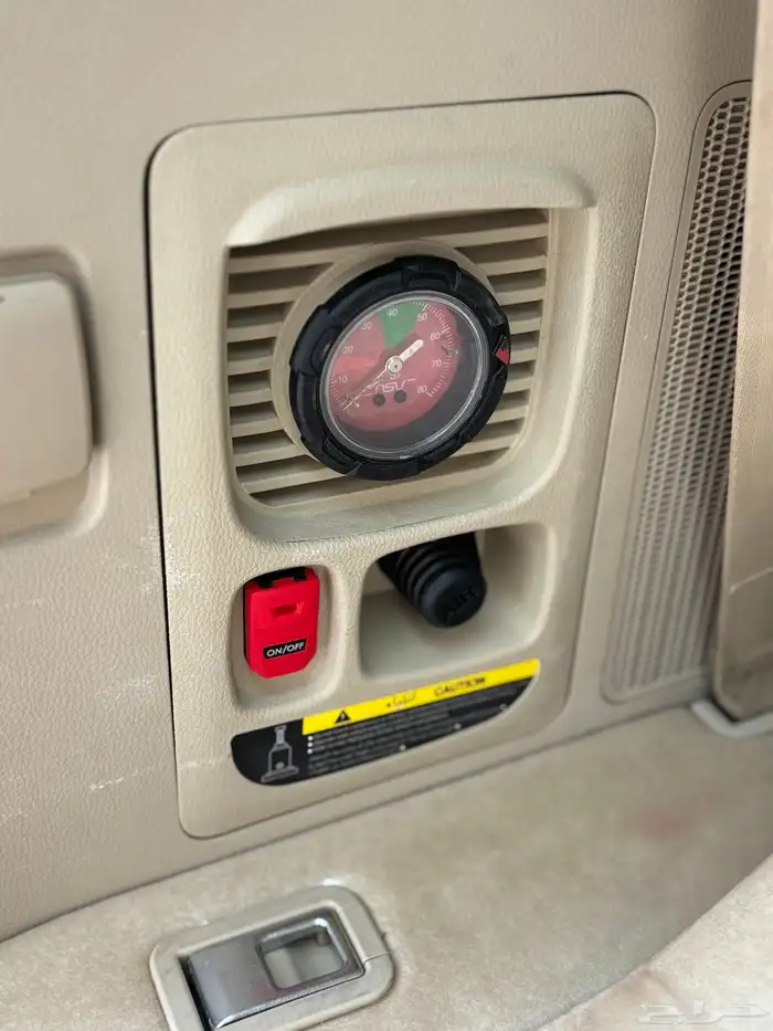 لاند كروزر 2023 GXR أعلى فئة L5 سعودي فل كامل 28