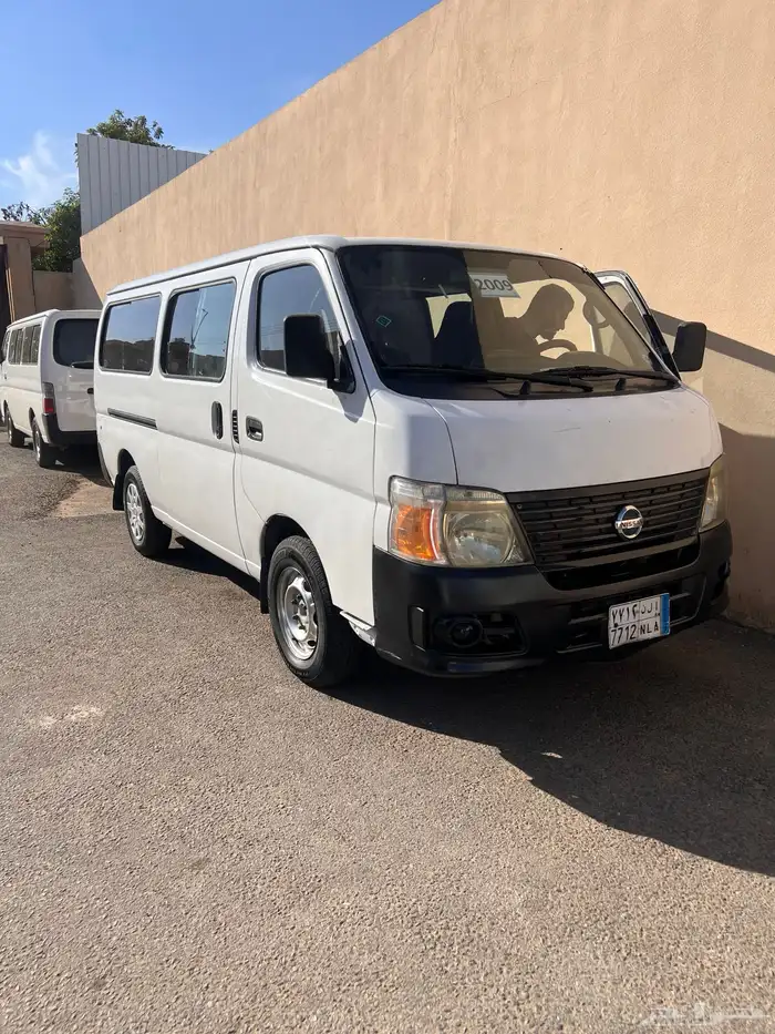 باص نقل ركاب نيسان 5
