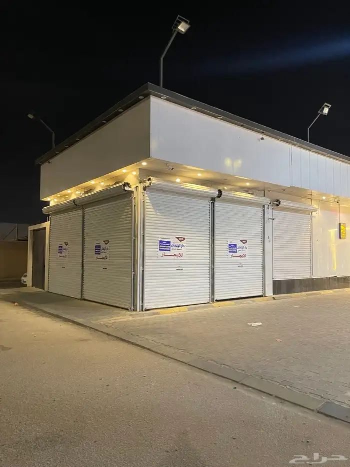 الايجار محل مجهز بنشر سيارات في حي السليمانية 2