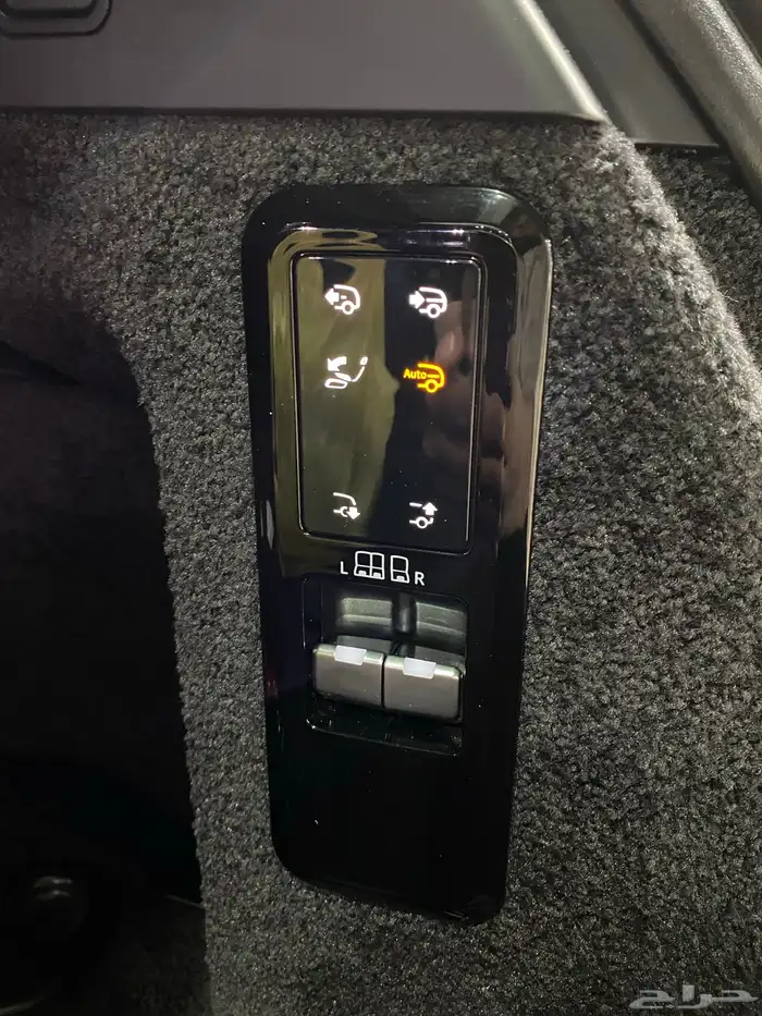 رينج روفر اتو بيوقرافي 2023 العدد 49 الف 24