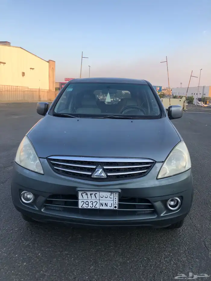 سياره زد سفن عائليه 3