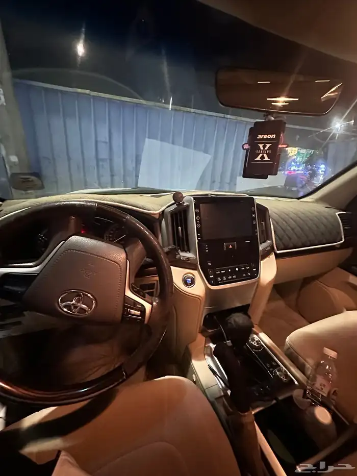 Land Cruiser GXR 2021 V6 13