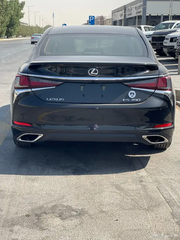 لكزس ES 350. الساير 2025. CA. بالكاش والاقصاد 4