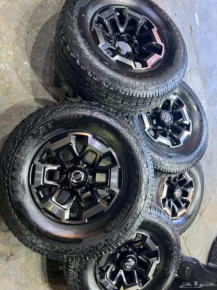 جنوط سوبر سفاري مع كفرات رودستن  مقاس 285.70.17 تاريخ 24 21