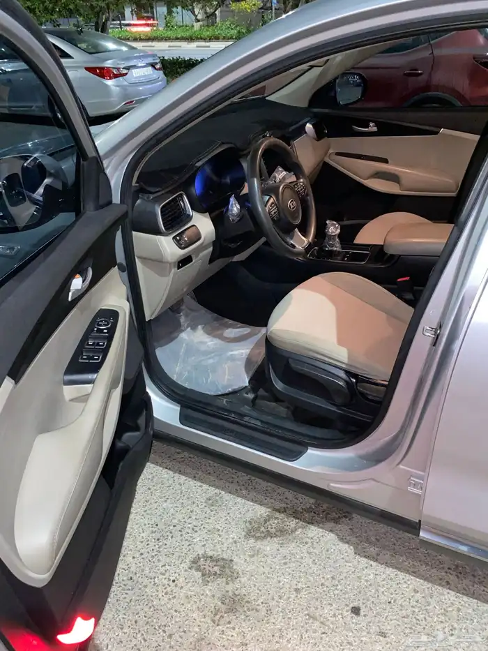 كيا سورنتو 2016 11