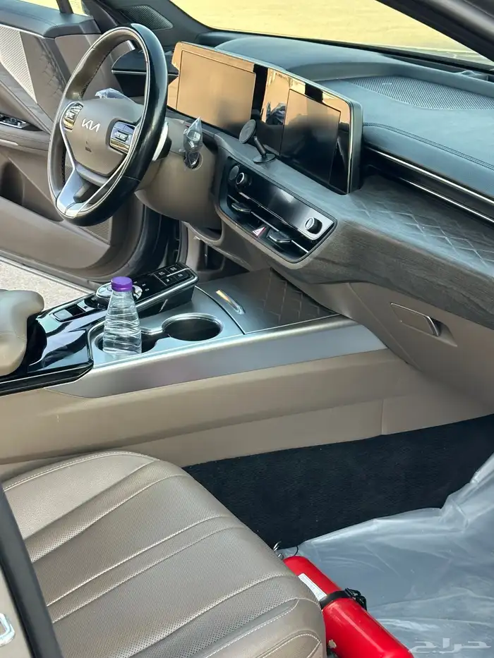 كيا 8 المديل 2022 11