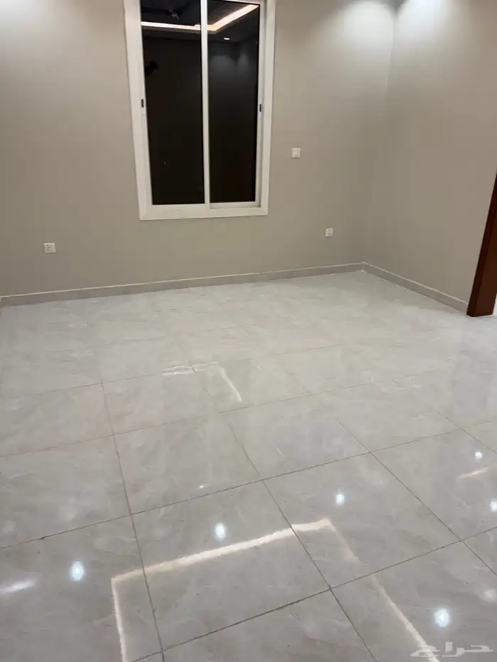 شقة للايجار بحي الصواري 6