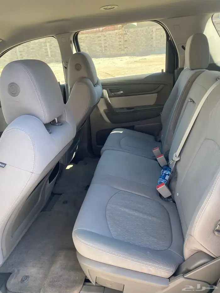 جي ام سي اكاديا 2013 3