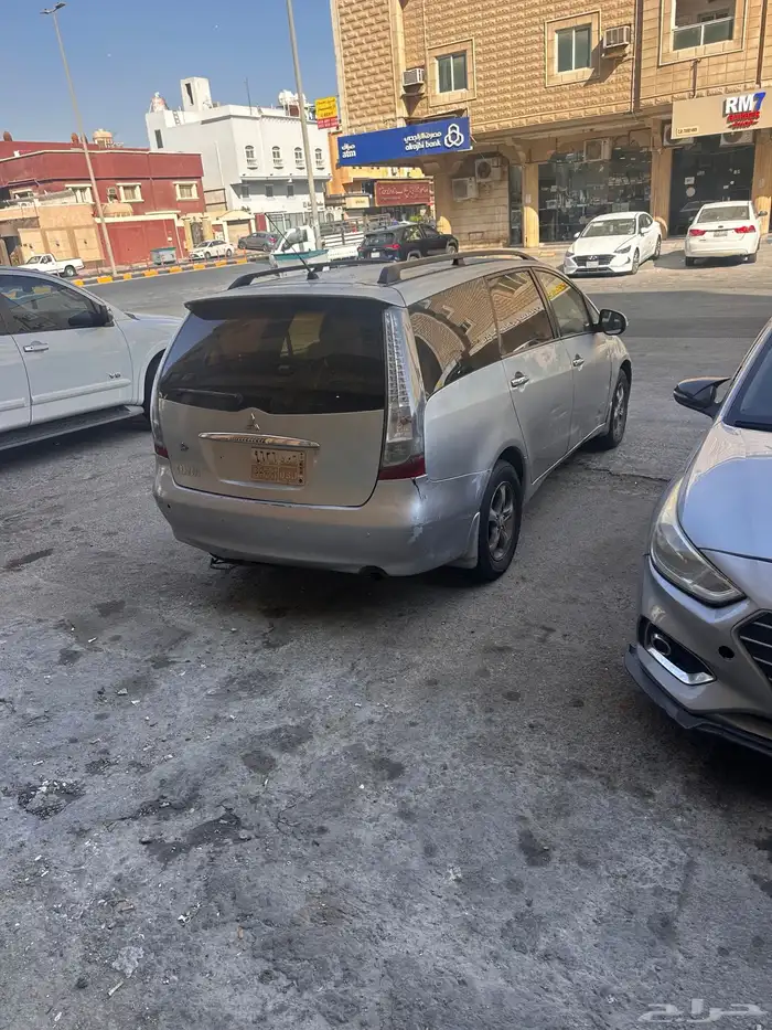 متسوبيشي جرنديس 9