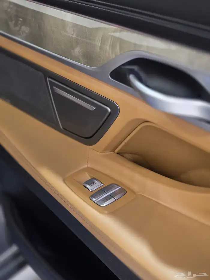 بي ام دبليو 730Li موديل 2020 بحاله الوكاله 18