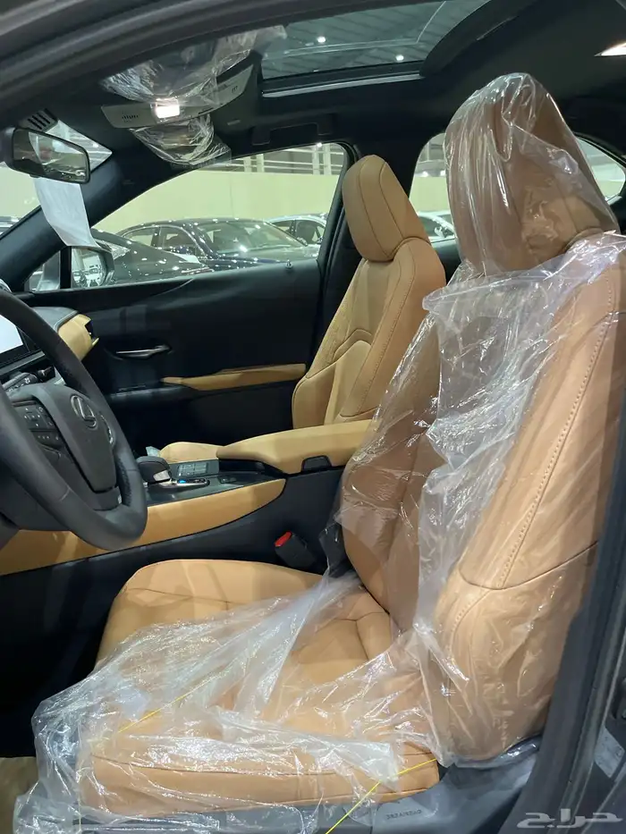 لكزس Ux300h سعودي ضمان8سنوات كاش اقساط 7