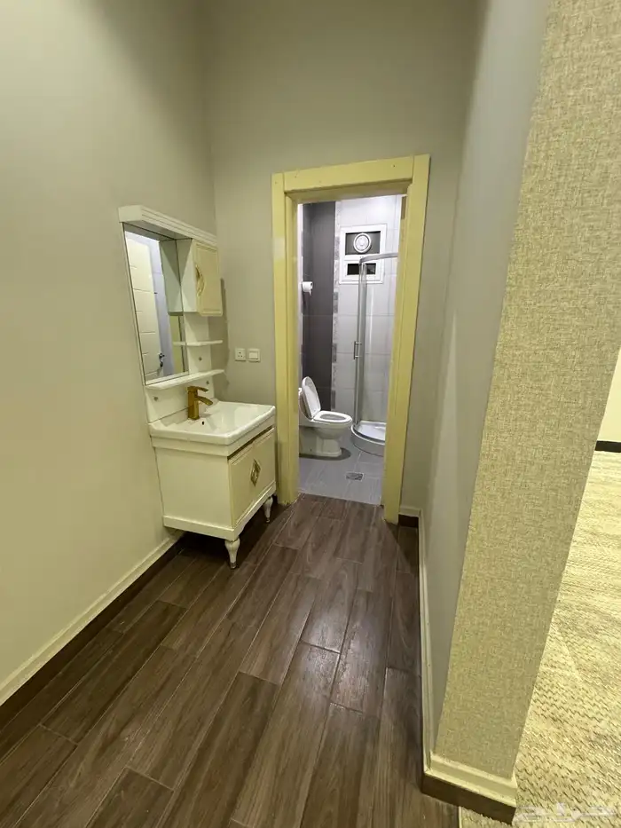 شقة للإيجار السنوي حي النرجس ( القمراء 3) 9