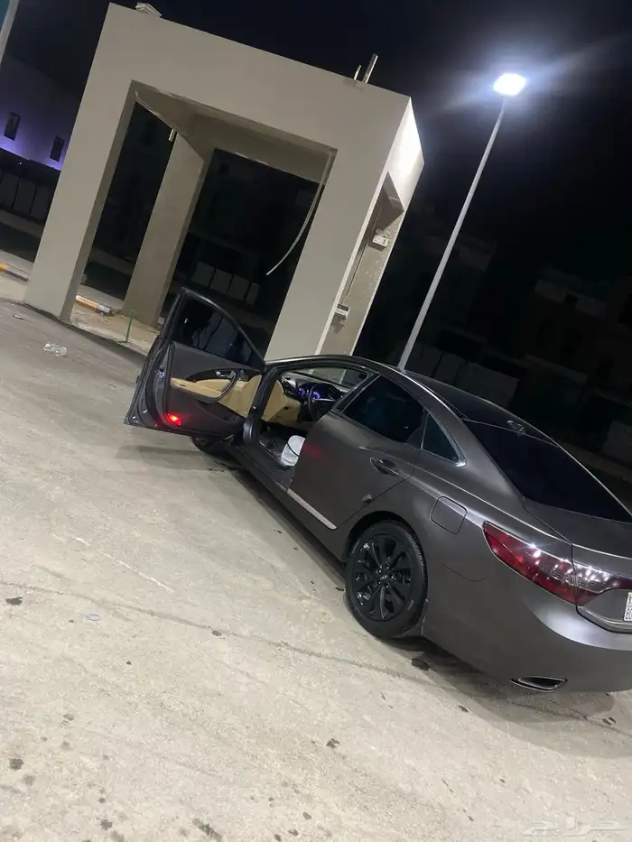 ازيرا 2012 منوة المستخدم 2