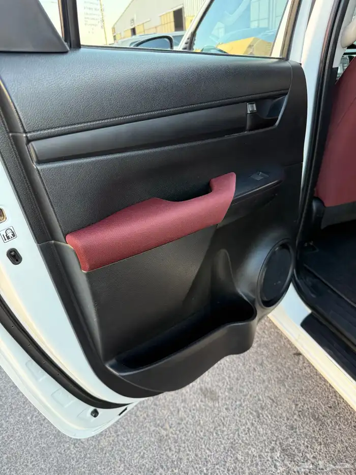 هايلكس 2022 ديزل دبل - نظيفه جدا 10