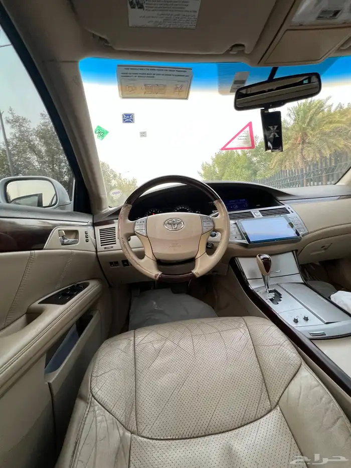 تويوتا افالون 2010 فل سعودي 17