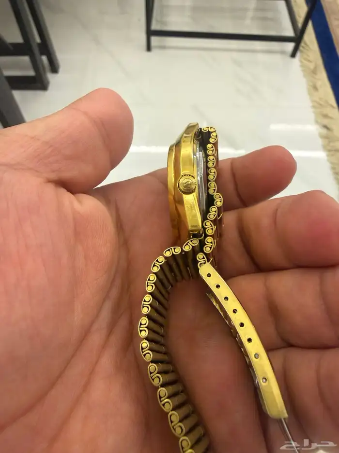 ساعة ام صليب 6