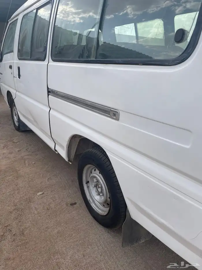 باص مستبيشي 2005 8