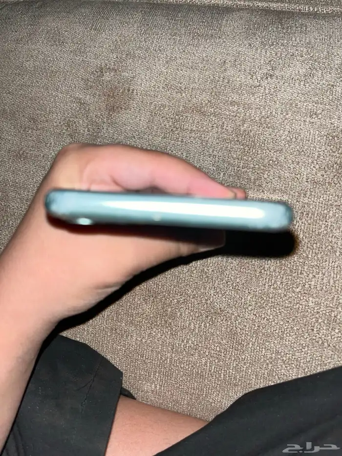 ايفون 11 عادي اخضر 128 قيقا البطاريه 75 4