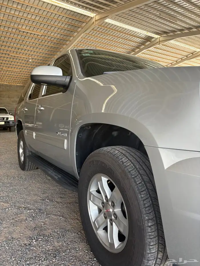 يوكن قصير بدون دبل في قمة النظافه مشيك عليه كامل صيناته 32