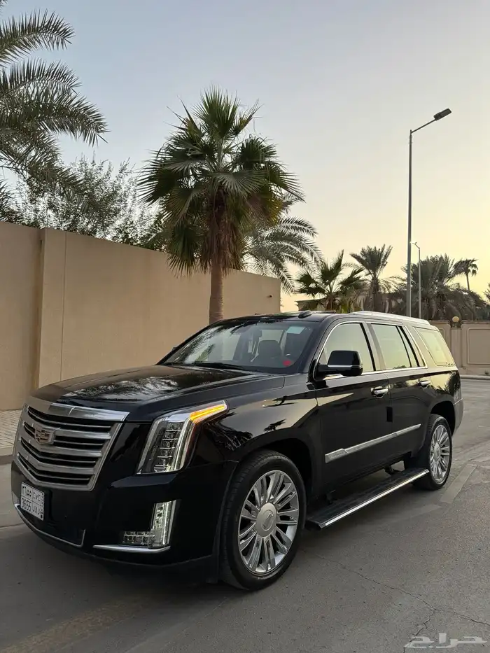 اسكاليد 2015 سعودي فل كامل بحالة الوكاله 58