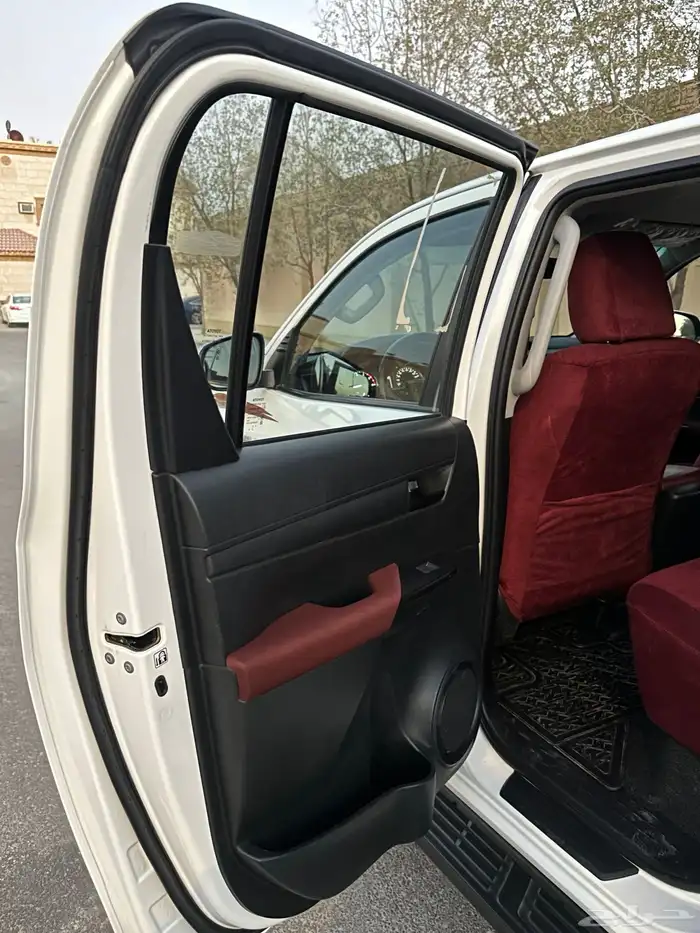 تويوتا هايلكس 2023 غمارتين دبل ديزل قير اتوماتيك . 17