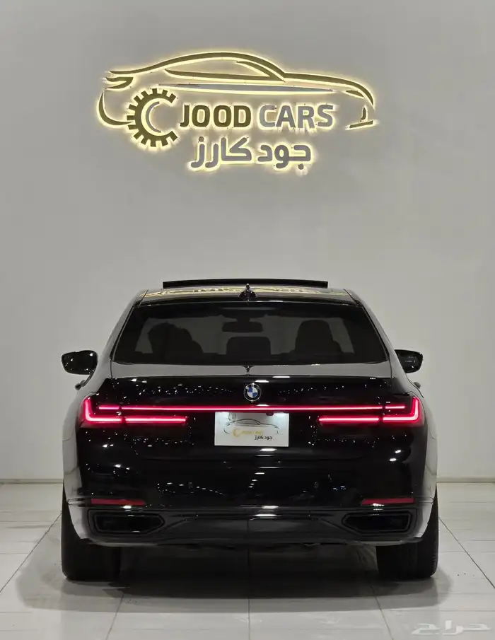 بي ام دبليو 730Li موديل 2020 بحاله ممتازه 2