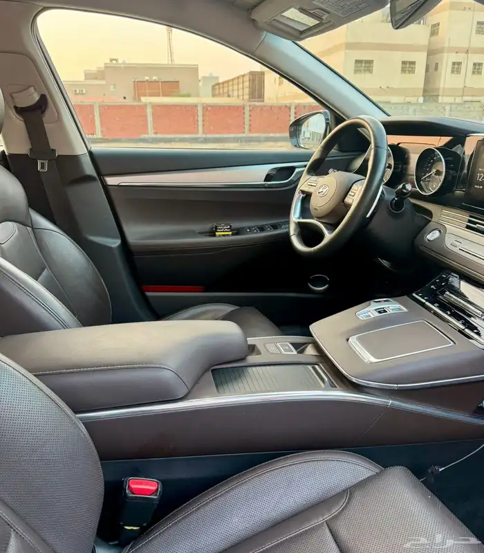 للبيع ازيرا 2020 رمادي 12