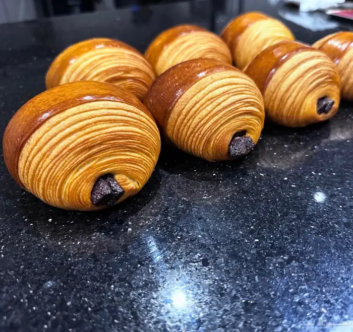 شيف حلواني غربي ومخبوزات فرنسية وشغل الكفي يبحث عن عمل 3