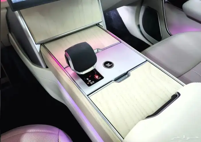 رينج روفر 2024 16