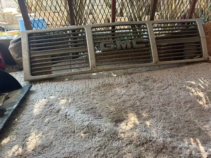 قطع جمس قديم وكاله 2