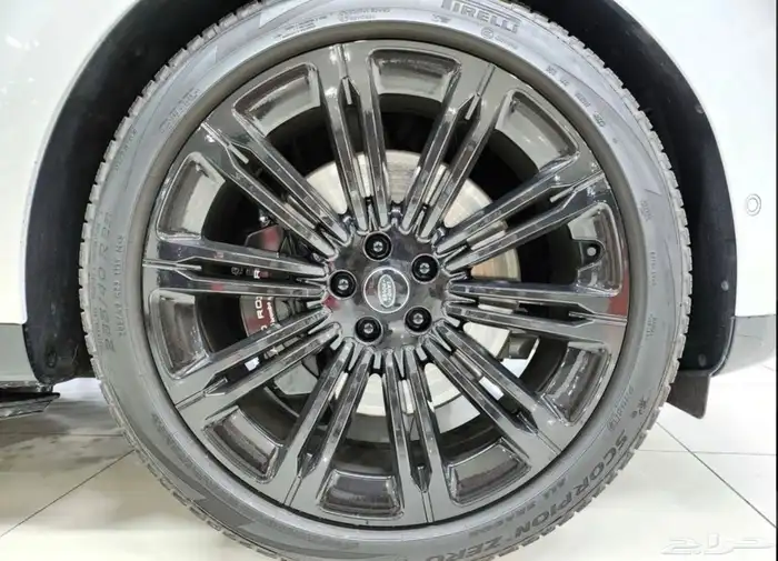 رينج روفر 2024 18