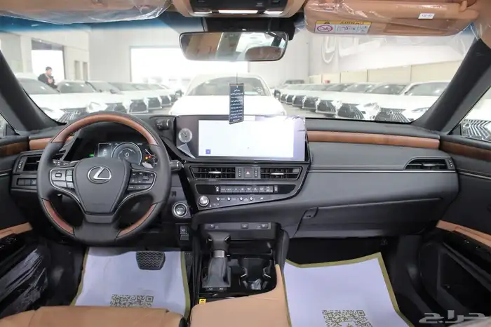 لكزس - ES300 HH هايبرد - 2025 - فل كامل - خليجي 21