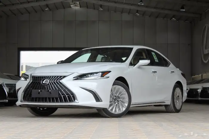 لكزس - ES300 HH هايبرد - 2025 - فل كامل - خليجي 6