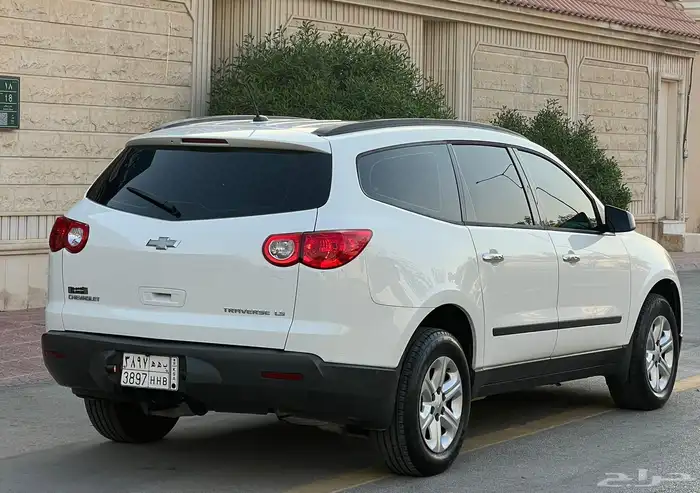 شيفرولية ترافرس 2012 (بحالة ممتازة) 6
