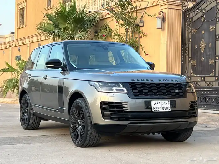 رنج روفر فوج 2018 (( بحالة ممتازة )) 2