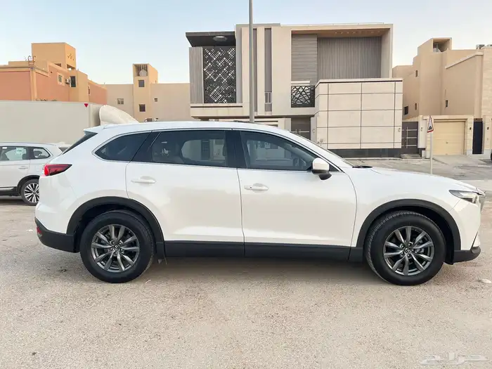 مازدا CX9 موديل 2020 نصف فل نظيف جدا ممشى قليل 2