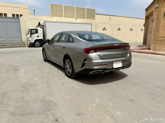 كيا K5 موديل 2023 6