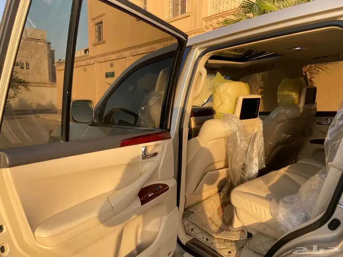 جيب لكزز 570 LX 17