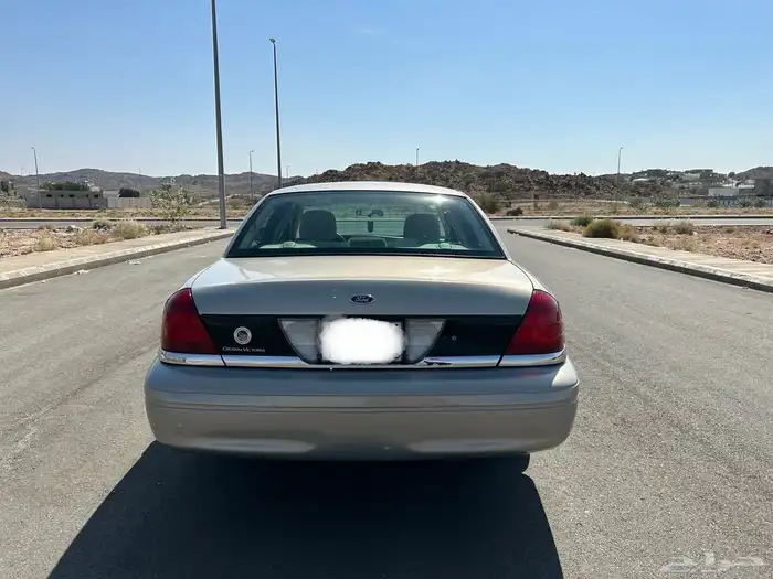 فورد فكتوريا 2009 24