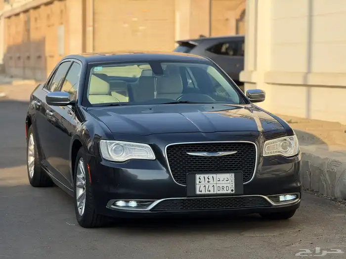 كرايزلر C300 2018 1