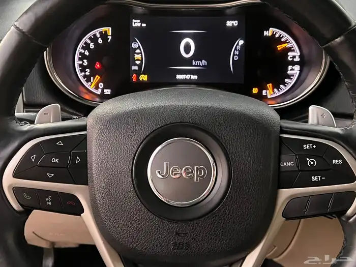 جراند شيروكي ليمتد 2017 ( V6 مالك أول ) 15