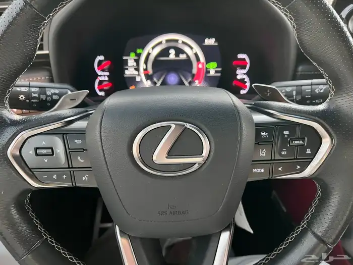 لكزس 2022 LX سعودي بحالة الوكاله 48