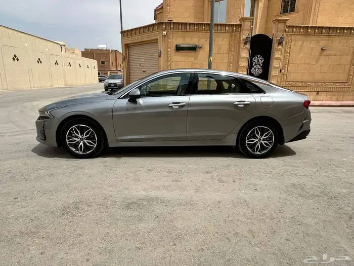 كيا K5 موديل 2023 1